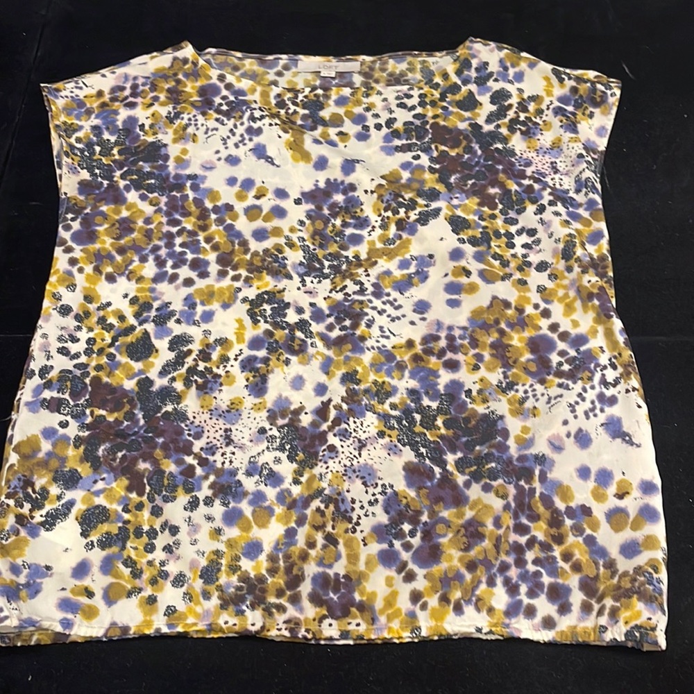 LOFT blouse, tank sleeve, perfect for under black blazer, size M
